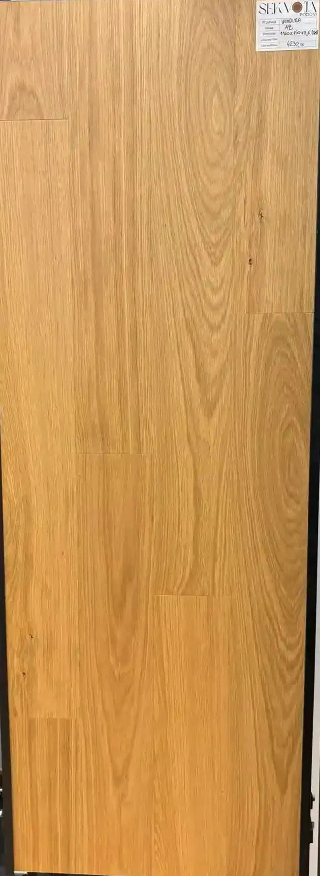 Umerena nijansa — Hrast Natural Brown, višeslojni parket